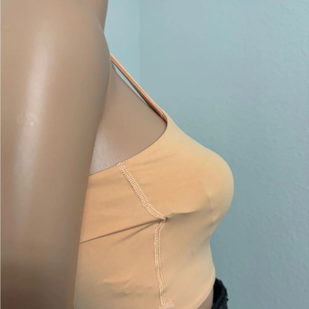 Women's Lululemon Peaches and Cream Seamless Sports Racer Back Bra- Size XS